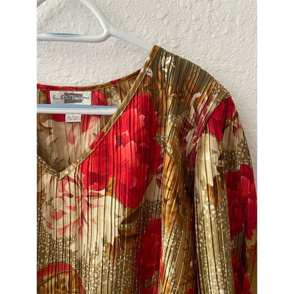 Beautiful vintage spring blouse 🌺